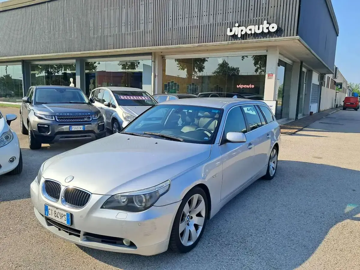 Usata BMW 525 177 CV (130 kW) 2005 Argento Station wagon