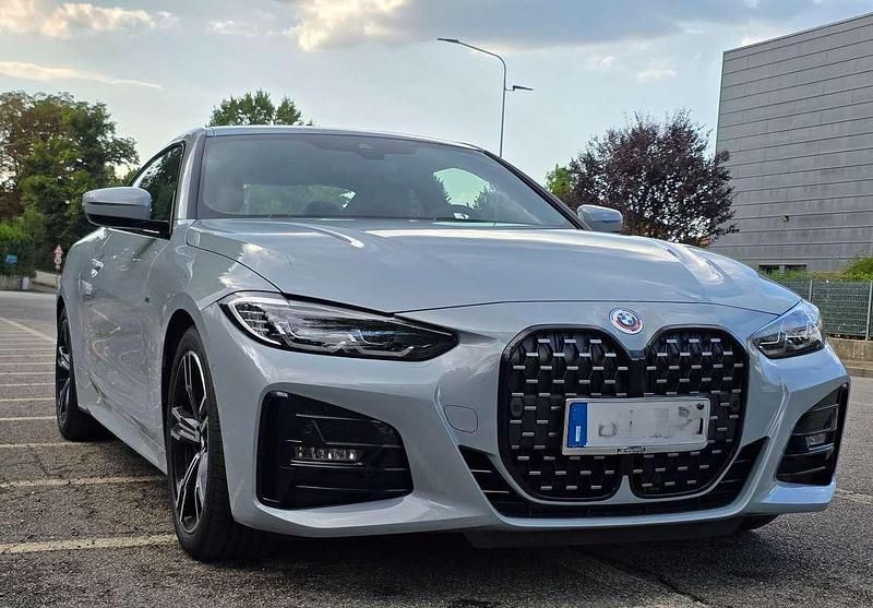 Usata BMW 420 M Sport 190 CV (139 kW) 2023 Grigio Cabrio