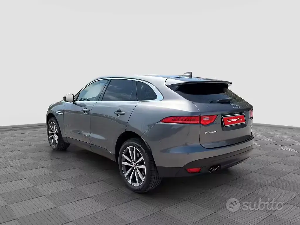 Usata Jaguar F-Pace Prestige 179 CV (131 kW) 2018 Grigio SUV