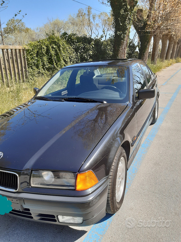 Usato 1992 BMW 318 1.8 Benzin 116 CV (8.500 €)