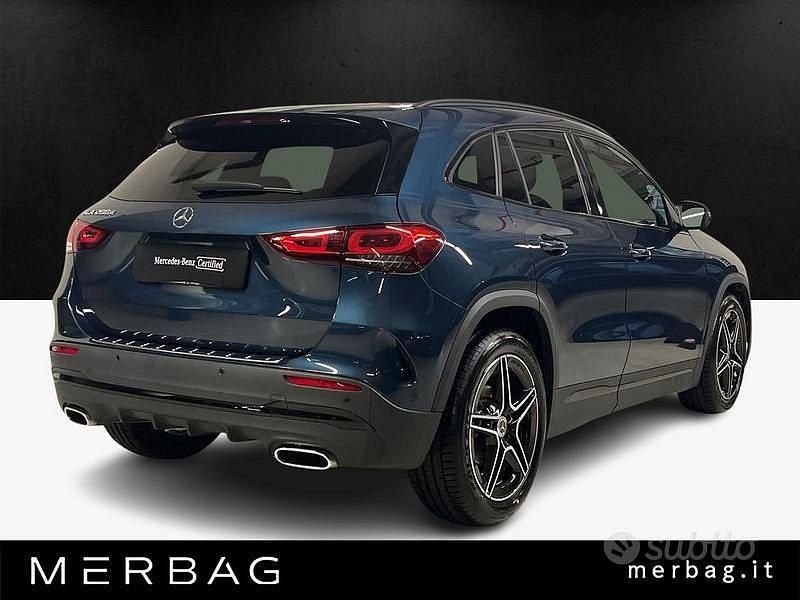 Usata Mercedes GLA200 Premium 150 CV (110 kW) 2021 Blu SUV