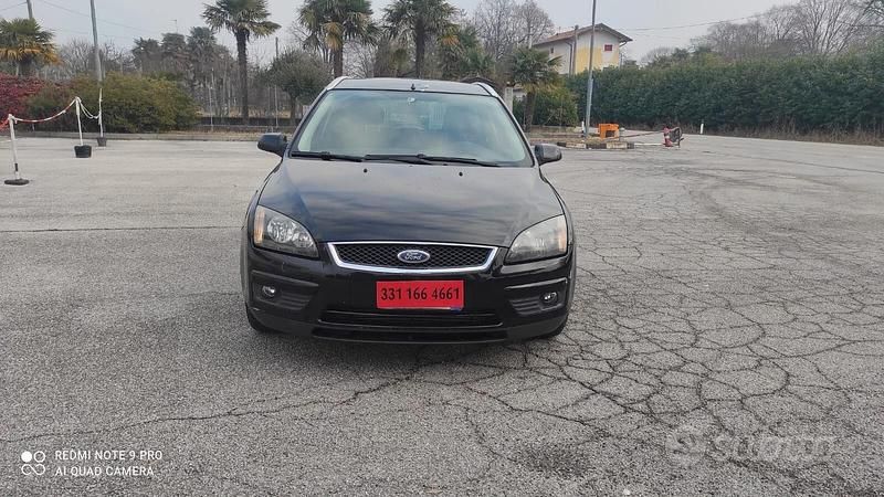 Usata Ford Focus 90 CV (66 kW) 2009 Nero Station wagon