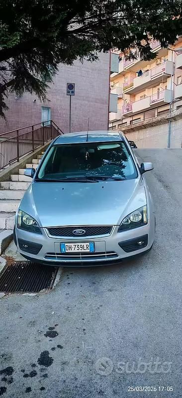 Usata Ford Focus 90 CV (66 kW) 2007 Berlina