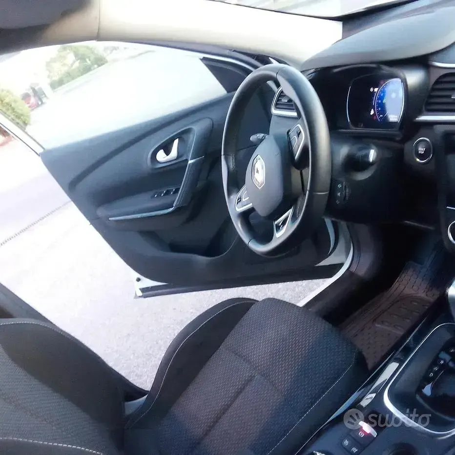 Second-hand Renault Kadjar 116 CP (85 kW) 2022 Alb SUV