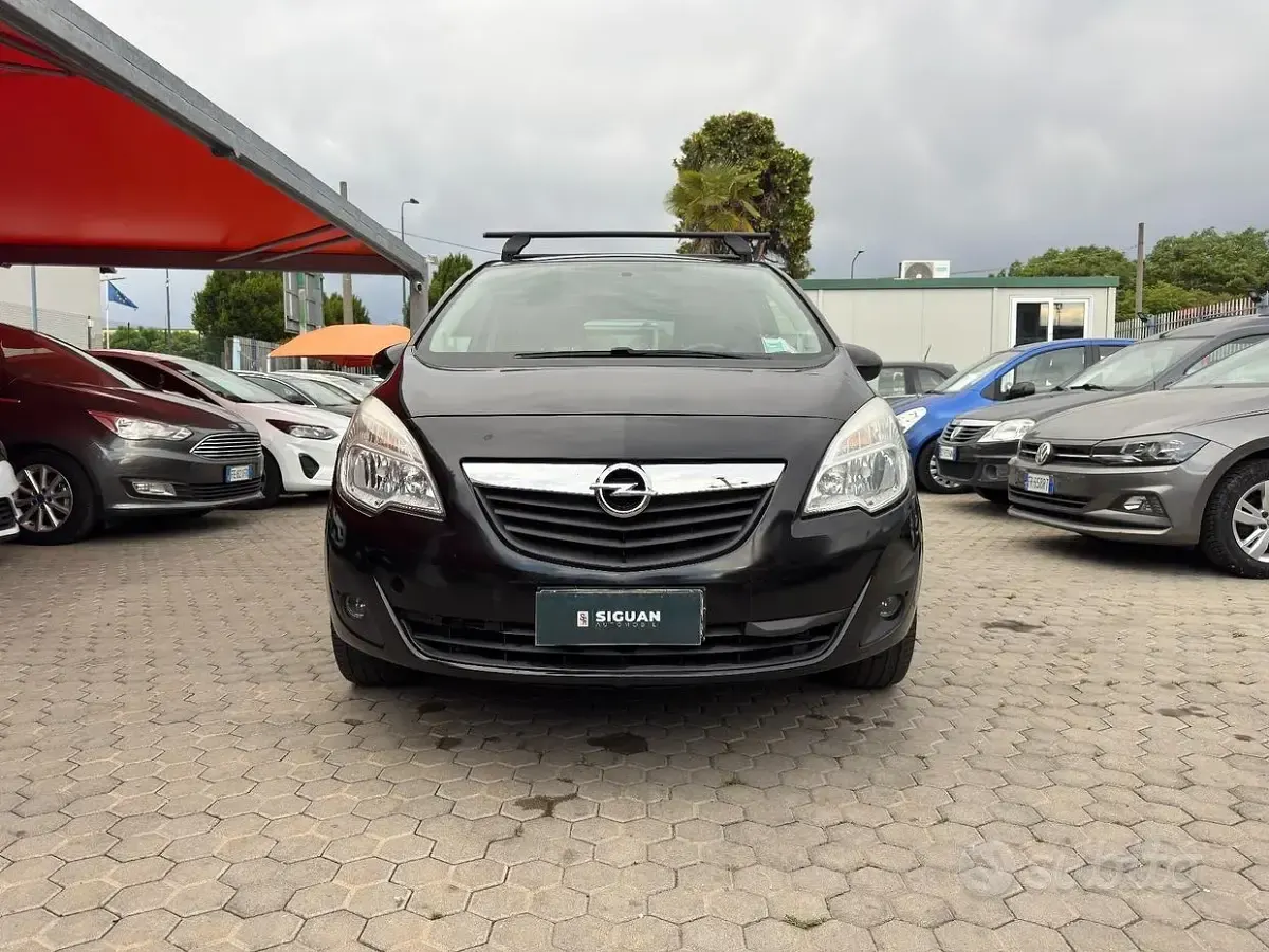 Usata Opel Meriva Cosmo 120 CV (88 kW) 2011 Nero Monovolume