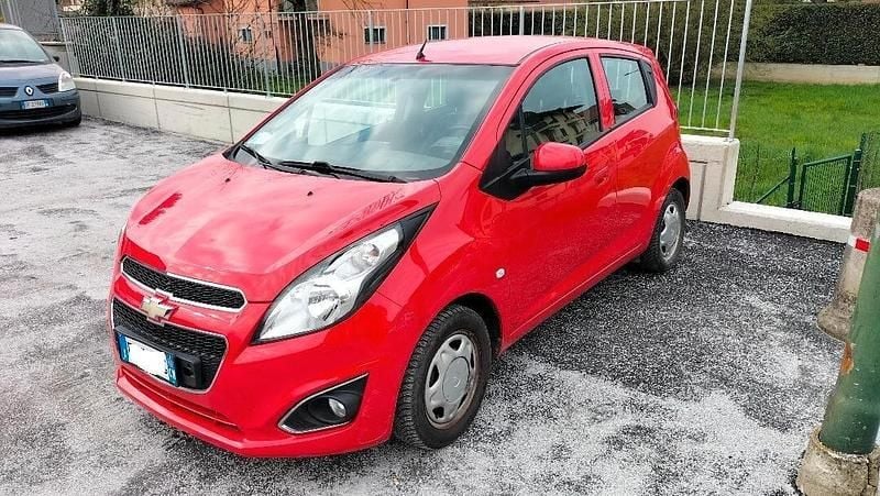 Usata Chevrolet Spark 67 CV (49 kW) 2015 Rosso Utilitaria