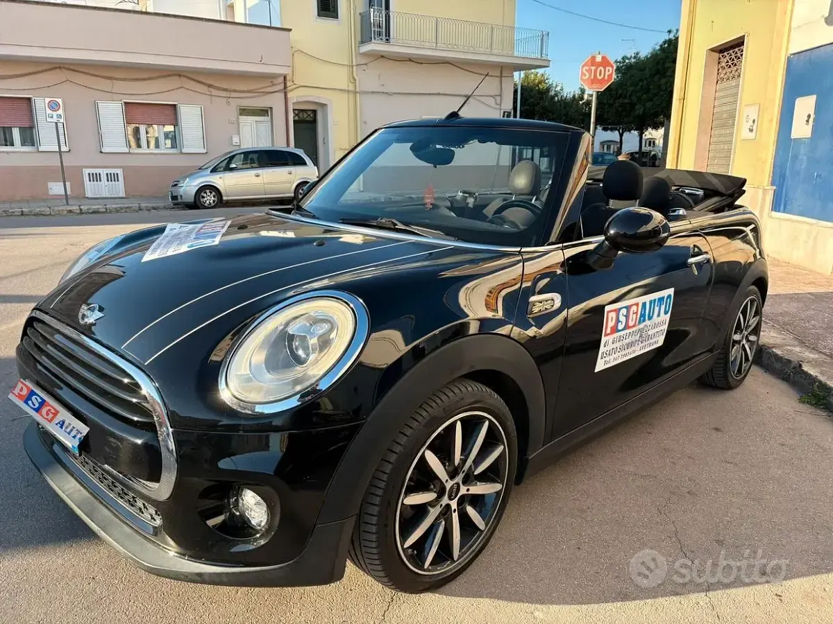 Usata Mini Cooper D Cabriolet 116 CV (85 kW) 2016 Nero Cabrio