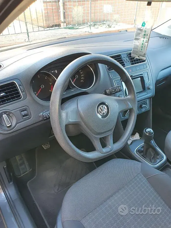 Usata VW Polo 75 CV (55 kW) 2015 Berlina