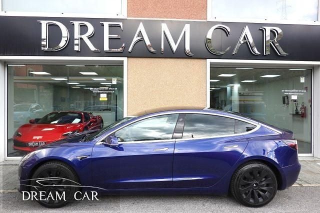 Usata Tesla Model 3 Long Range AWD 366 kW (498 CV) 2020 Blu metallizzato Berlina