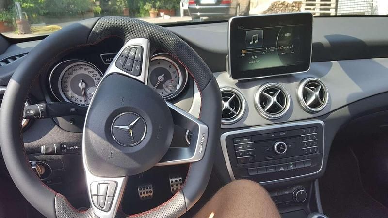 Usata Mercedes CLA180 Premium 109 CV (80 kW) 2016 Bianco Berlina