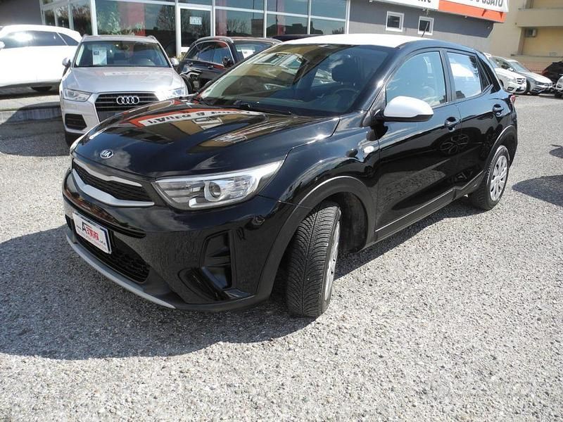 Usata Kia Stonic Urban 110 CV (80 kW) 2018 Nero SUV