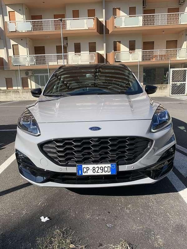 Usata Ford Kuga ST-Line 152 CV (111 kW) 2023 SUV