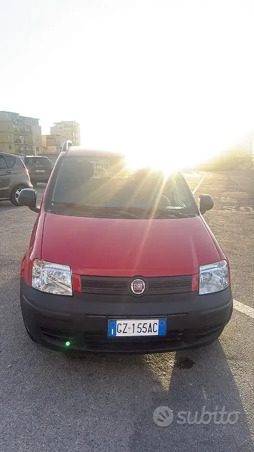 Usata Fiat Panda 75 CV (55 kW) 2008 Rosso Utilitaria