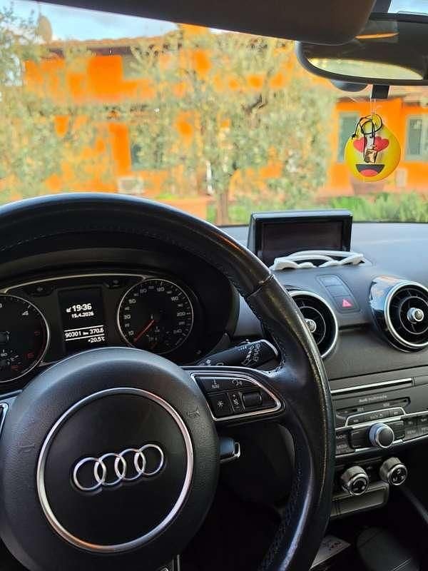 Usata Audi A1 Design 90 CV (66 kW) 2015 Bianco Utilitaria