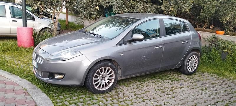 Usata Fiat Bravo 120 CV (88 kW) 2010 Grigio Utilitaria