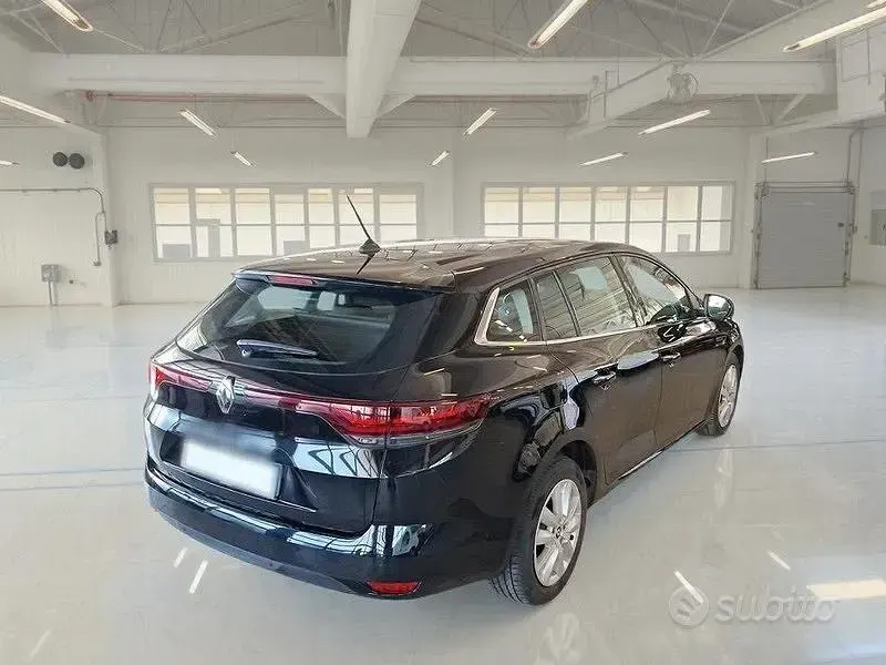 Usata Renault Mégane GrandTour Equilibre 116 CV (85 kW) 2023 Nero Station wagon