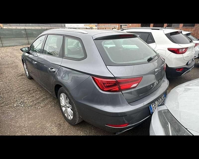 Usata Seat Leon ST Business 110 CV (80 kW) 2018 Grigio Station wagon