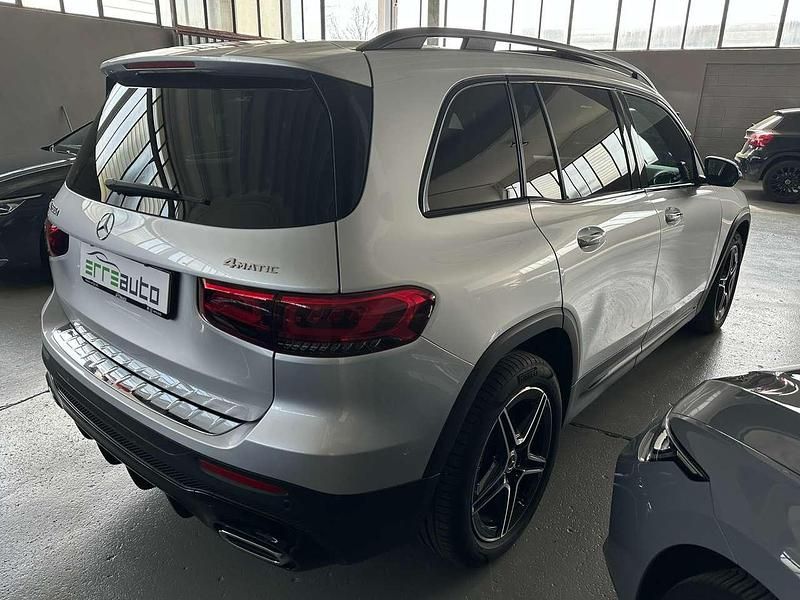 Usata Mercedes GLB200 Premium 150 CV (110 kW) 2023 Argento tech SUV