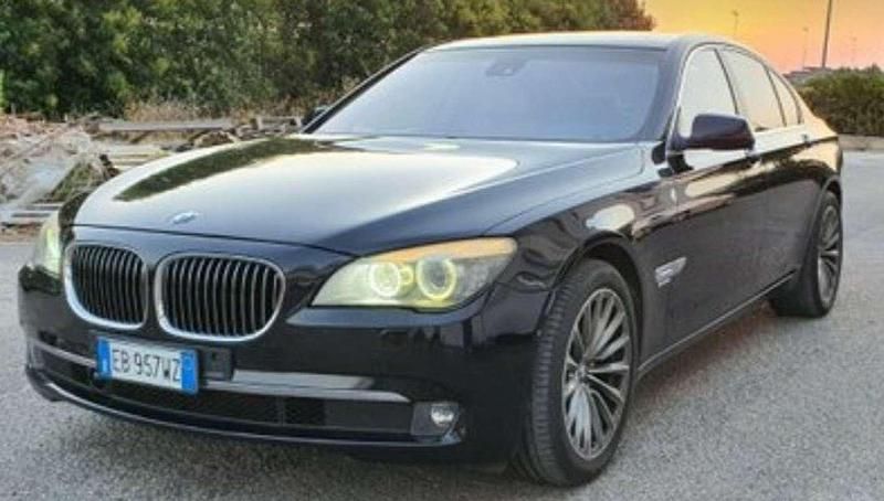 Usata BMW 740 Comfort Edition 306 CV (225 kW) 2010 Berlina