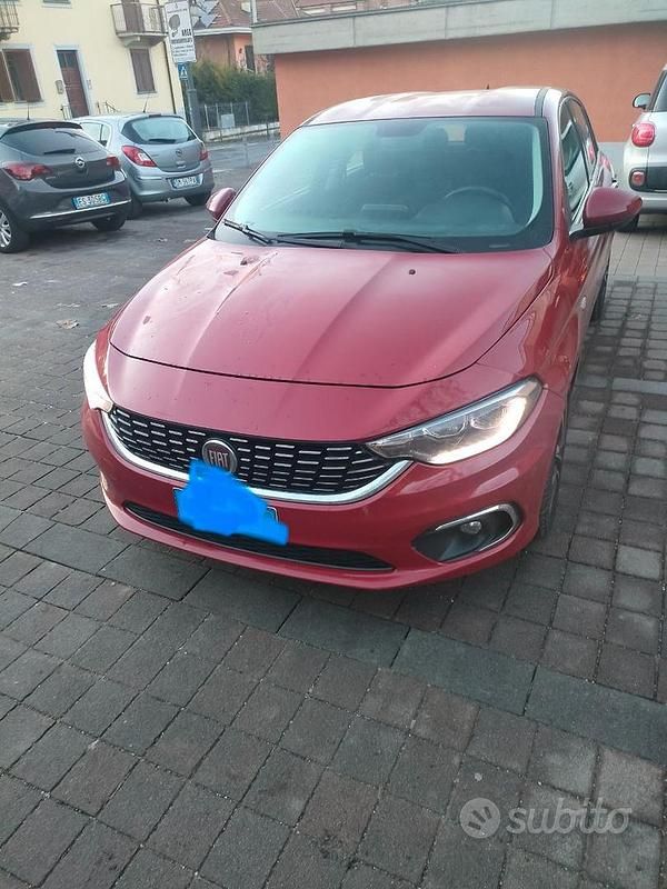 Usata Fiat Tipo Business 95 CV (69 kW) 2018 Rosso Berlina