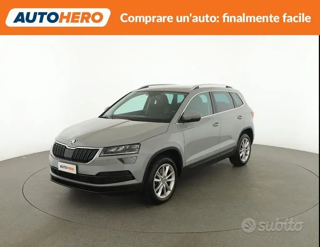 Usata Skoda Karoq 190 CV (139 kW) 2019 Grigio SUV