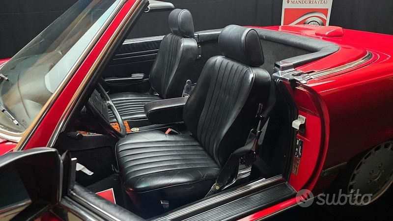 Occasion Mercedes 560 265 ch (194 kW) 1987 Rouge Cabriolet