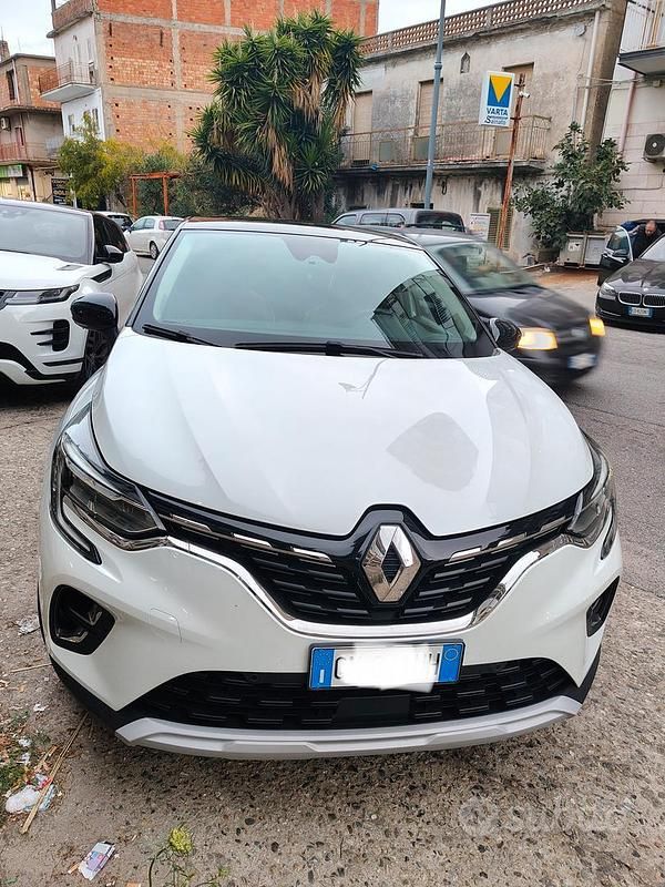 Bianco Usata 2023 Renault Captur Intens SUV | 16.999 € (Buon prezzo) - Immagine 1/4
