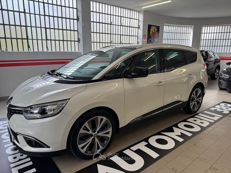Usata Renault Grand Scénic IV Intens 120 CV (88 kW) 2019 Bianco Monovolume