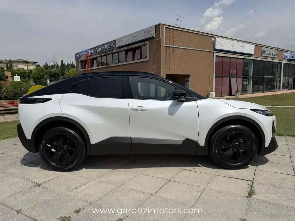 Nuova Subaru Uncharted 63 kW (87 CV) 2026 Other SUV