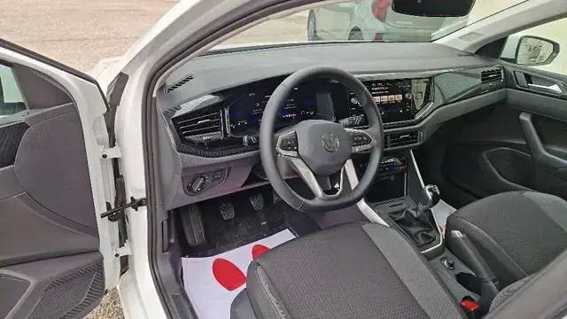 Ny VW Polo Edition 80 HK (58 kW) 2025 Vit Halvkombi