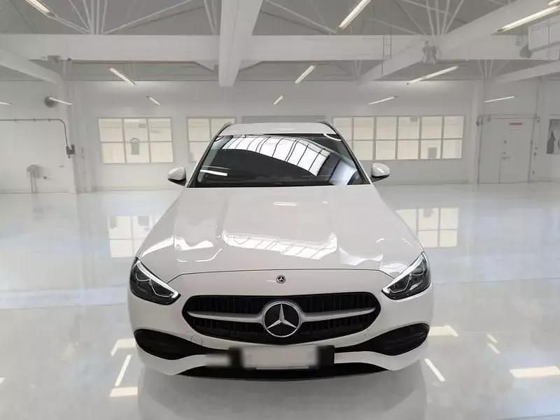 Second-hand Mercedes C220 Business 199 CP (146 kW) 2022 Alb Break