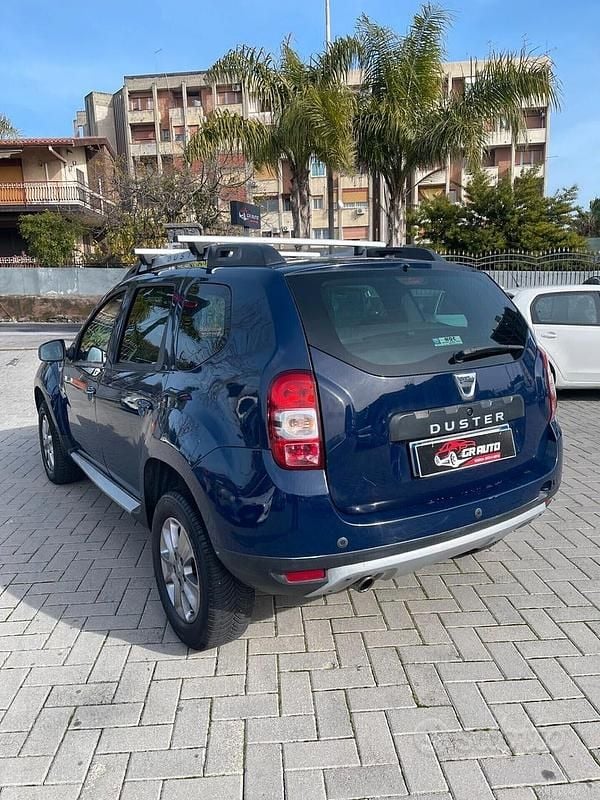 Usata Dacia Duster Lauréate 110 CV (80 kW) 2014 Blu SUV