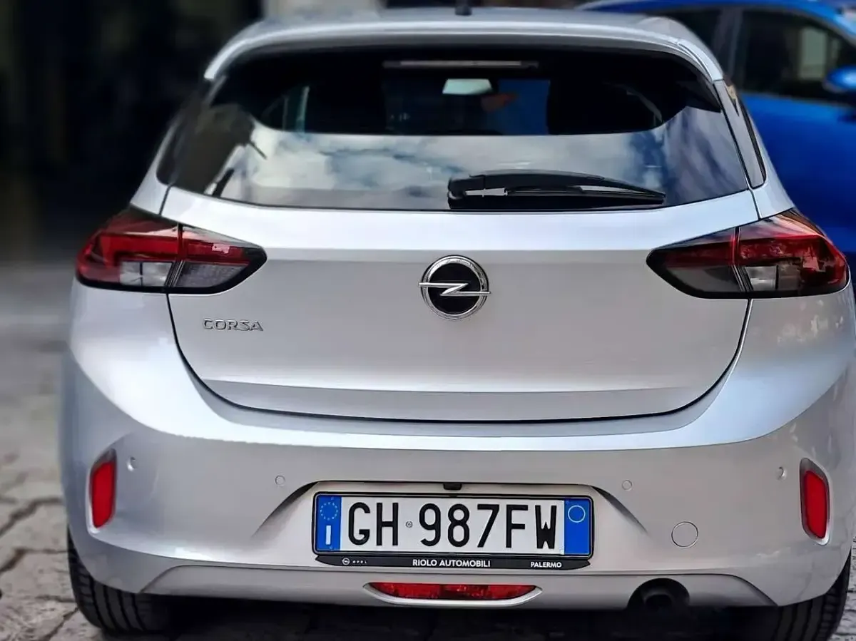 Usata Opel Blitz Edition 75 CV (55 kW) 2022 Beige Berlina