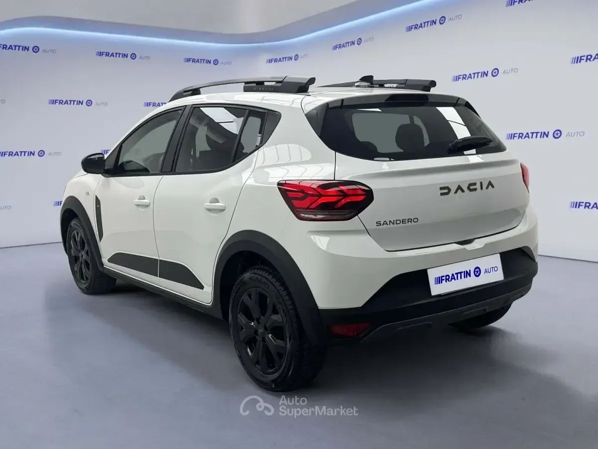 Begagnad Dacia Sandero Extreme 101 HK (74 kW) 2025 Vit Halvkombi