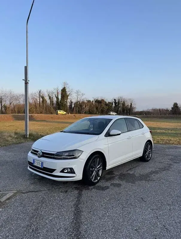 Usata VW Polo Highline 95 CV (69 kW) 2020 Bianco Utilitaria