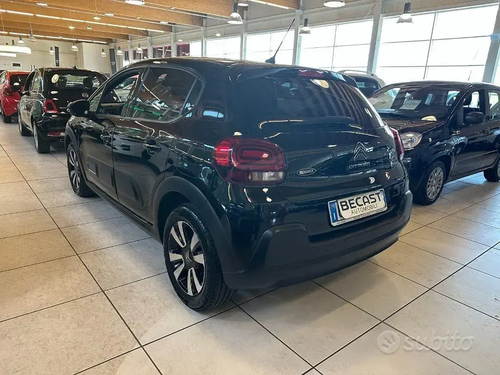 Usata Citroën C3 PureTech 83 CV (61 kW) 2023 Nero metallizzato Utilitaria