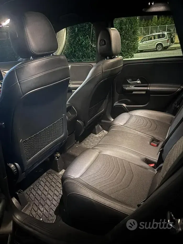 Usata Mercedes B180 136 CV (100 kW) 2020 Nero Utilitaria