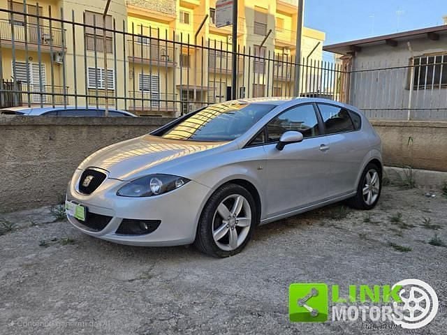 Usata Seat Leon Stylance 105 CV (77 kW) 2008 Grigio Berlina