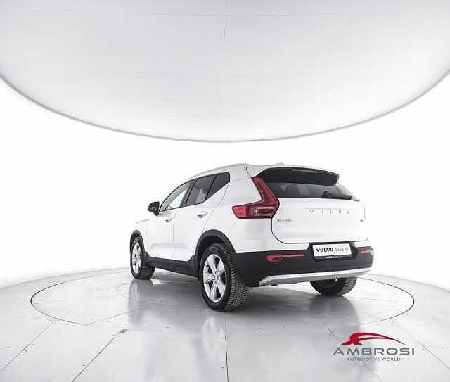 Usata Volvo XC40 Core 163 CV (119 kW) 2025 Bianco SUV
