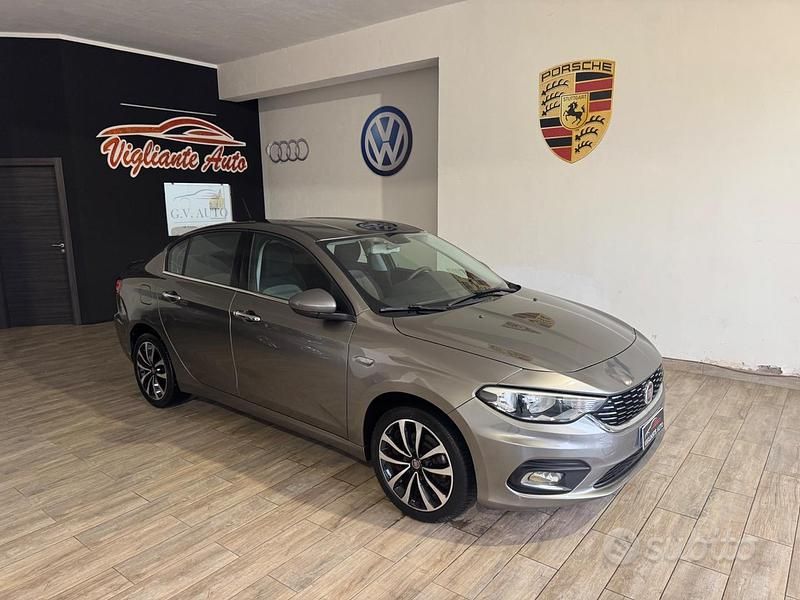 Usata Fiat Tipo Opening Edition 119 CV (87 kW) 2015 Grigio Berlina
