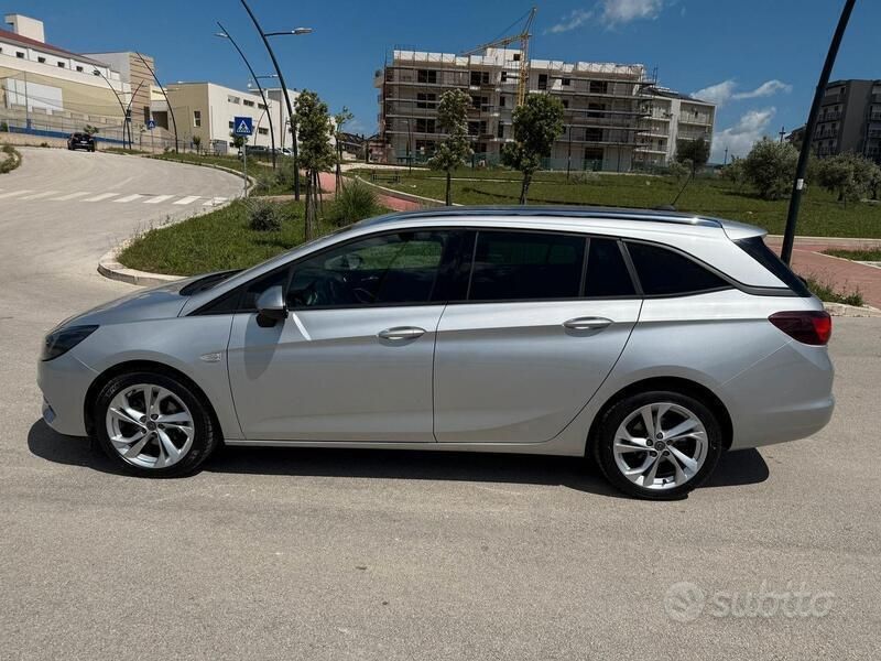 Usata Opel Astra Business Elegance 122 CV (89 kW) 2020 Grigio Station wagon