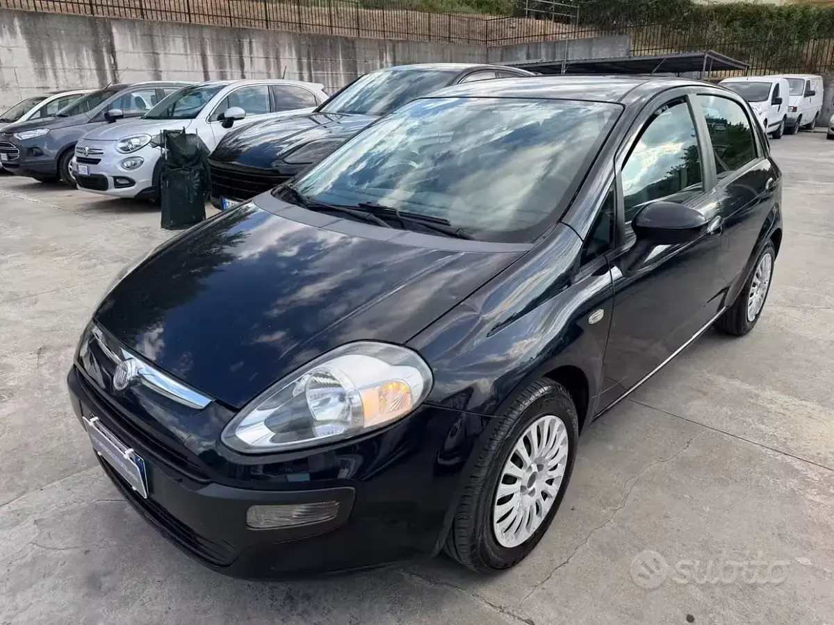 Usata Fiat Punto Evo Dynamic 65 CV (47 kW) 2010 Utilitaria