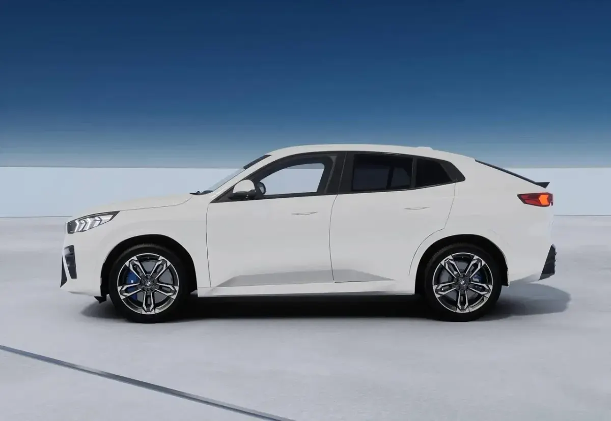 Nuova BMW iX2 M Sport 67 kW (92 CV) 2026 Bianco SUV