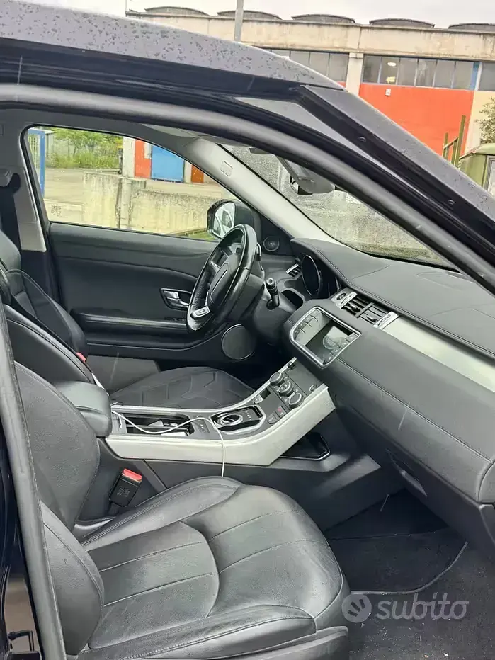 Usata Land Rover Range Rover evoque Pure 150 CV (110 kW) 2018 Nero Station wagon