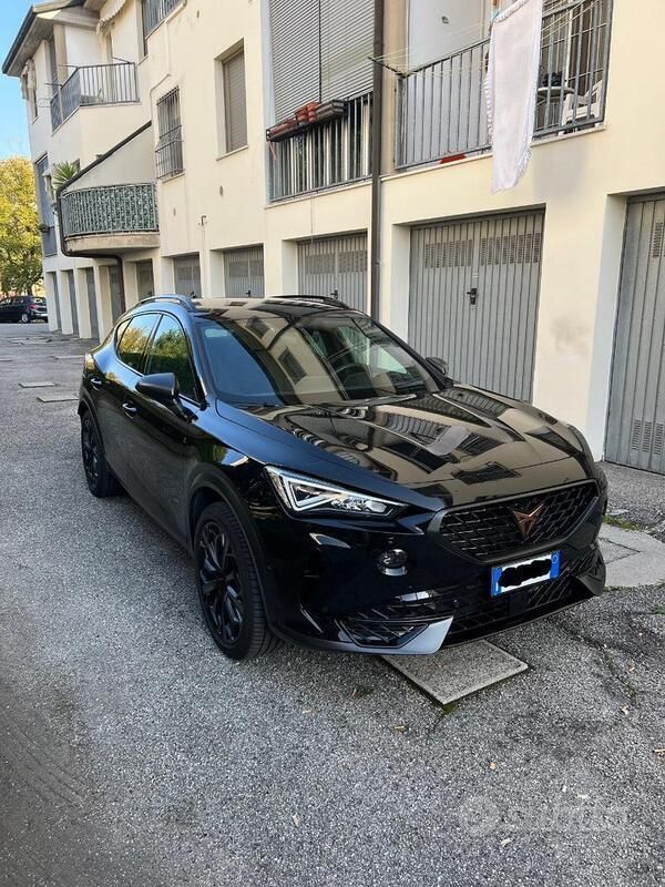 Nero Usata 2023 Cupra Formentor SUV | 32.000 € (Buon prezzo) - Immagine 1/4