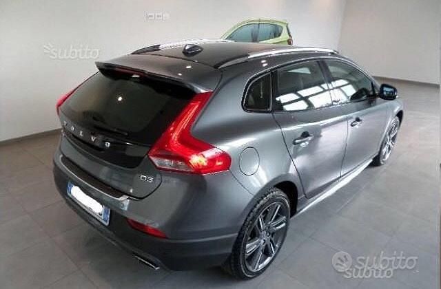 Usata Volvo V40 CC 150 CV (110 kW) 2013 Grigio Station wagon