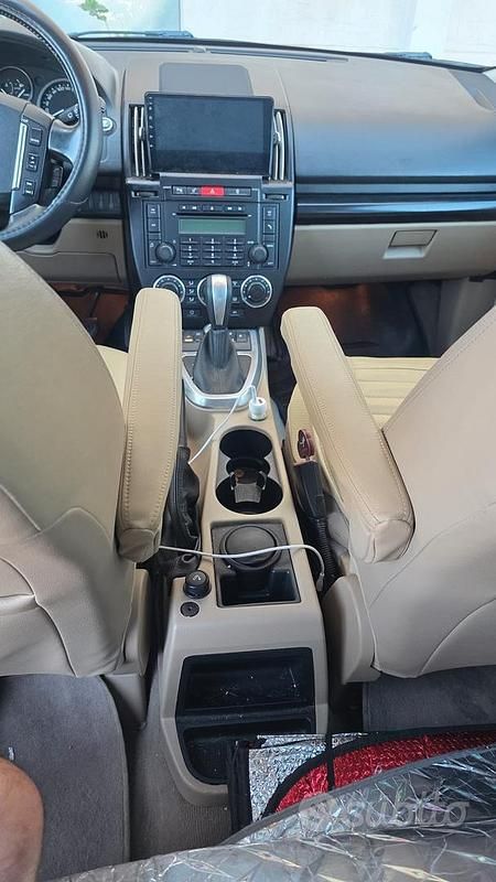 Usata Land Rover Freelander 2 190 CV (139 kW) 2010 Bianco SUV