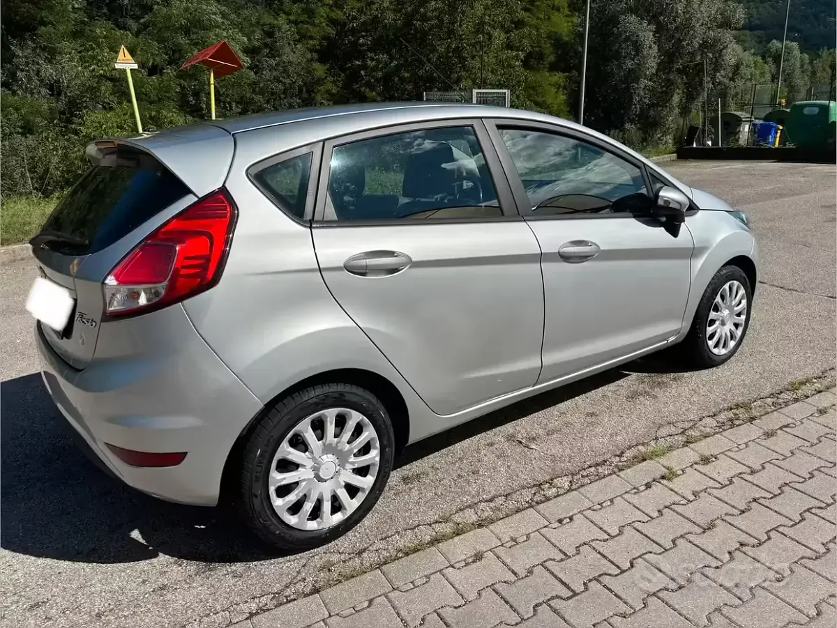 Usata Ford Fiesta 85 CV (62 kW) 2017 Utilitaria