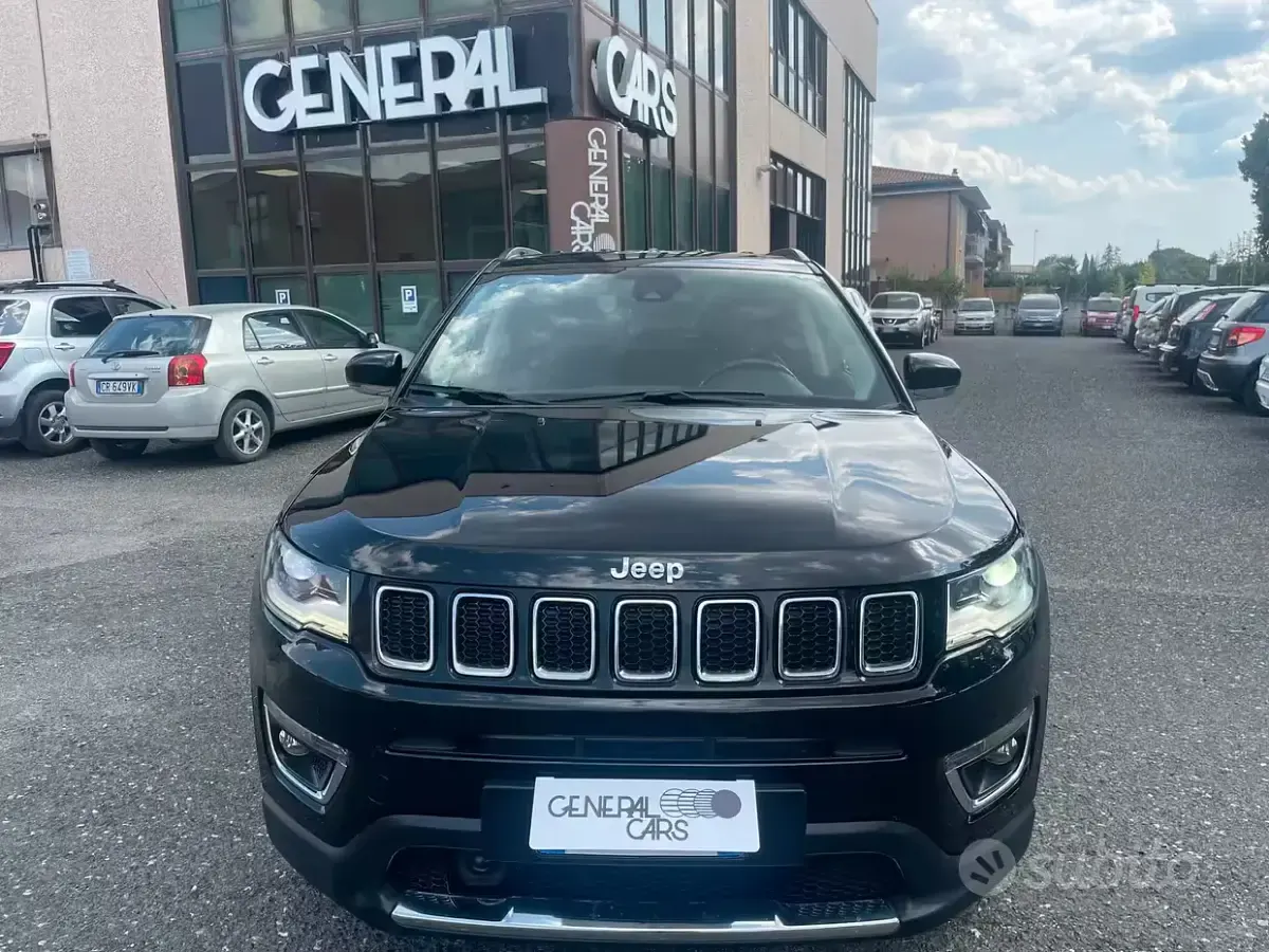 Usata Jeep Compass Limited 140 CV (102 kW) 2018 Nero SUV