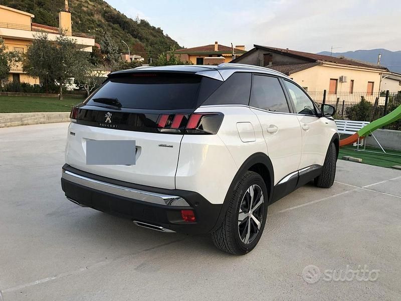 Usata Peugeot 3008 GT-line 131 CV (96 kW) 2019 Bianco SUV